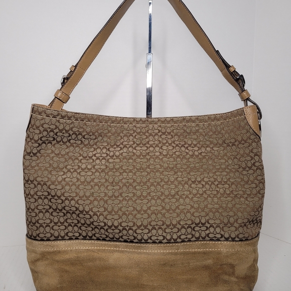 Coach Signature C's Camel Suede Jacquard Lg Tote M0778-F11666 - Picture 4 of 14